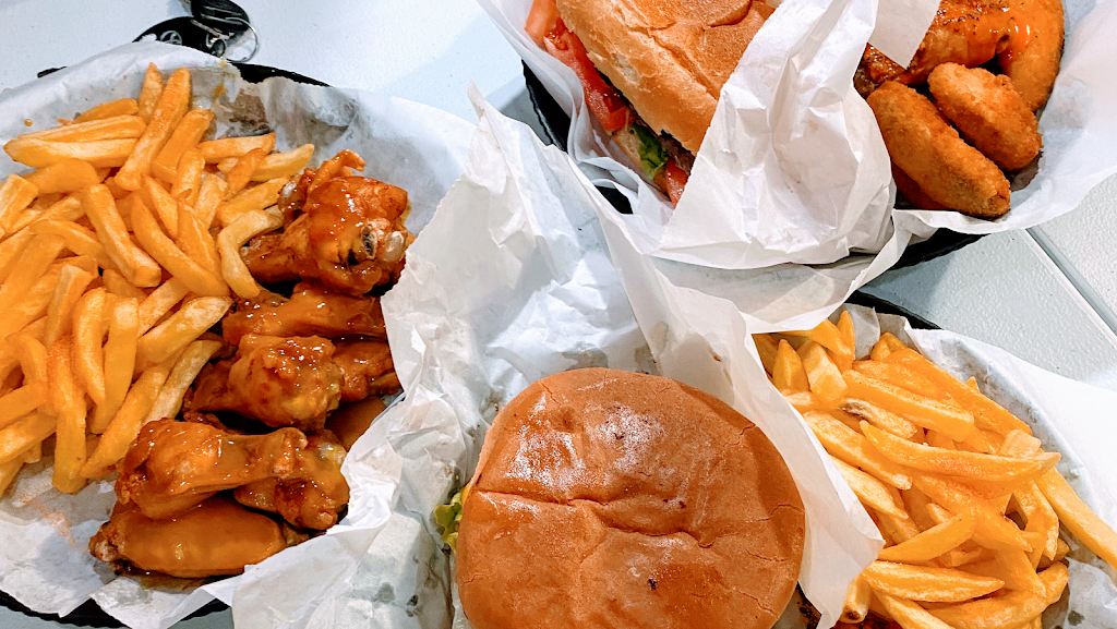 Crimson Wings | restaurant | 702 Skyland Blvd E, Tuscaloosa, AL 35405, USA | 2052012606 OR +1 205-201-2606