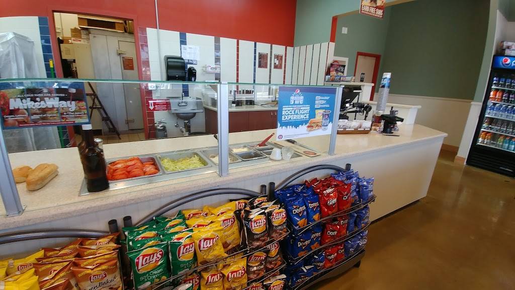 Jersey Mikes Subs | restaurant | 51 E Merrick Rd, Freeport, NY 11520, USA | 5168581111 OR +1 516-858-1111