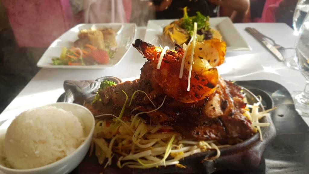 Restaurant Kyomi - Apportez-votre-vin | restaurant | 7660 Boulevard Newman, LaSalle, QC H8N 1X8, Canada | 5143633602 OR +1 514-363-3602