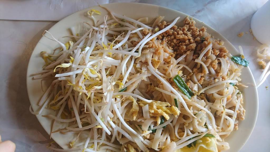 Bangkok Cafe | restaurant | 323 W Nine Mile Rd, Ferndale, MI 48220, USA | 2485485373 OR +1 248-548-5373