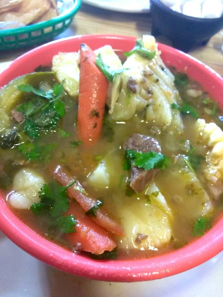 Adolfos Cafe | restaurant | 321 Fredericksburg Rd, San Antonio, TX 78201, USA | 2107256069 OR +1 210-725-6069