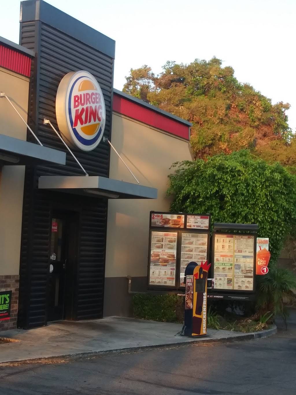 Burger King | restaurant | 16331 Beach Blvd, Huntington Beach, CA 92647, USA | 7148474994 OR +1 714-847-4994