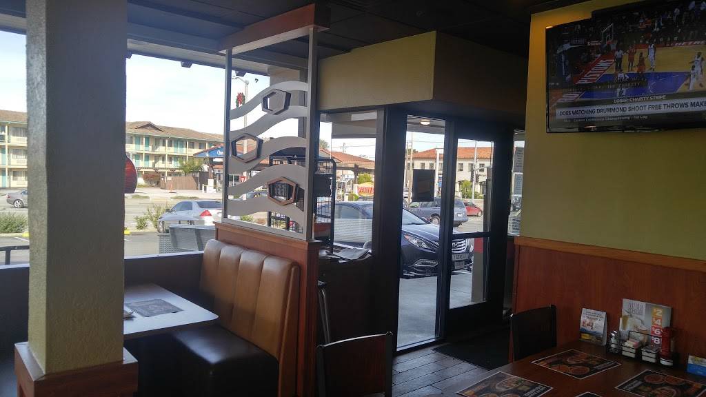 Dennys | restaurant | 300 Fremont St, Monterey, CA 93940, USA | 8313720160 OR +1 831-372-0160