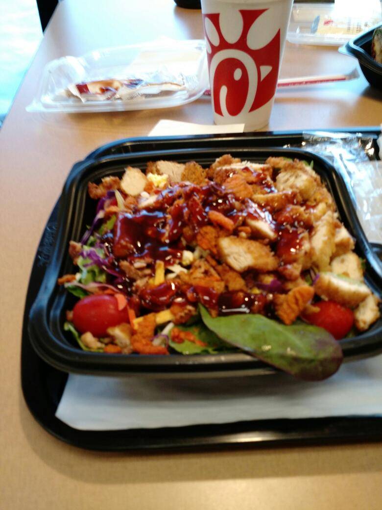 Chick-fil-A | restaurant | 90 Barrington Rd, Schaumburg, IL 60194, USA | 8477981424 OR +1 847-798-1424