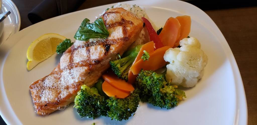 Grill 55 Restaurant | restaurant | Sandwich St, Windsor, ON N9C 2L6, Canada | 5199679908 OR +1 519-967-9908