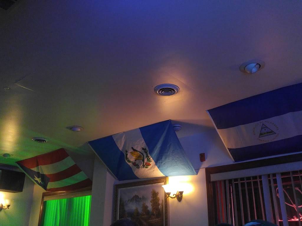 Laberintos De Pasion Restaurant | restaurant | 3168 G St, Philadelphia, PA 19134, USA | 2154231112 OR +1 215-423-1112