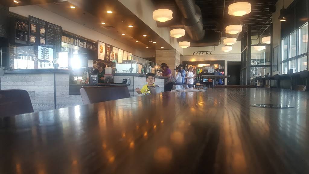 Starbucks | cafe | 201 W Roosevelt Rd, Lombard, IL 60148, USA | 6309531801 OR +1 630-953-1801