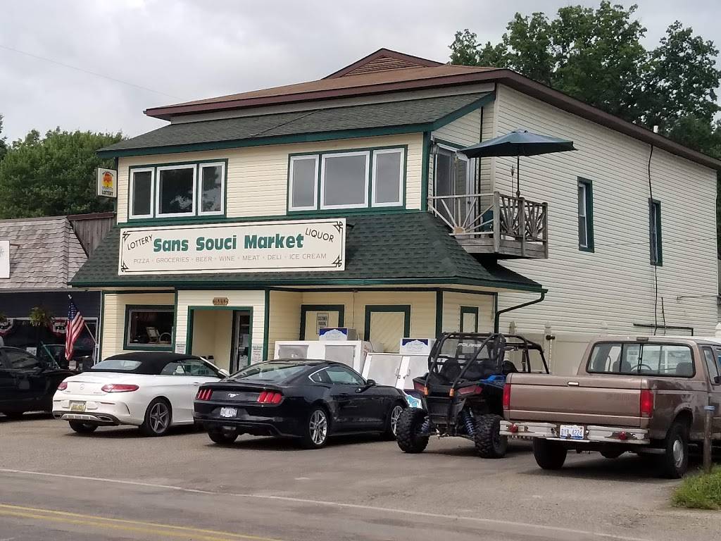 Sans Souci Bar | restaurant | 3057 S Channel Dr, Harsens Island, MI 48028, USA | 8107489798 OR +1 810-748-9798