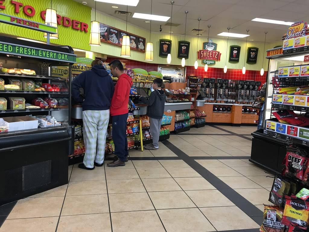 Sheetz #395 | cafe | 2016 S Main St, Farmville, VA 23901, USA | 4343158733 OR +1 434-315-8733