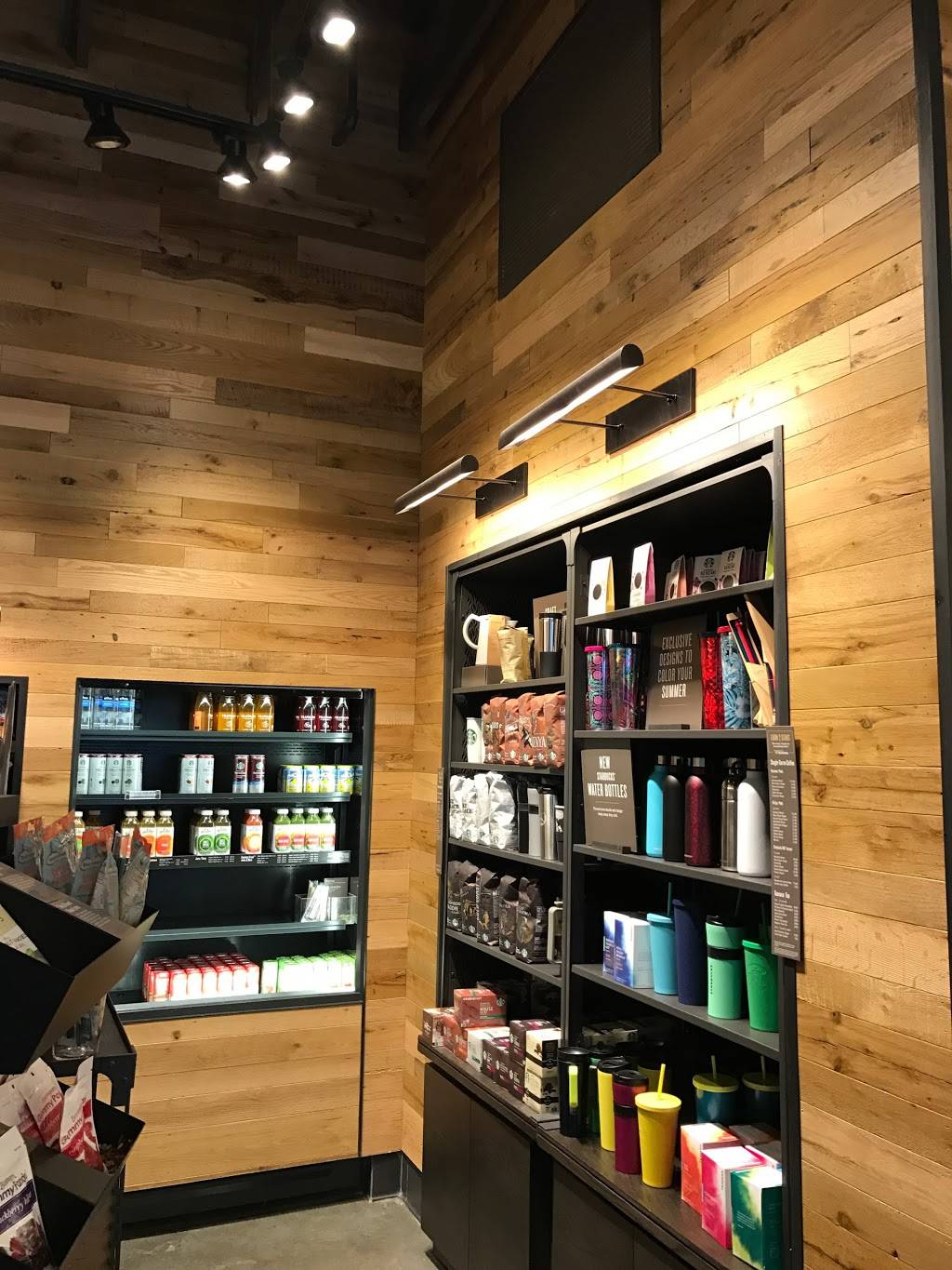 Starbucks | cafe | 110 Town Square Pl #2, King of Prussia, PA 19406, USA | 2158014510 OR +1 215-801-4510