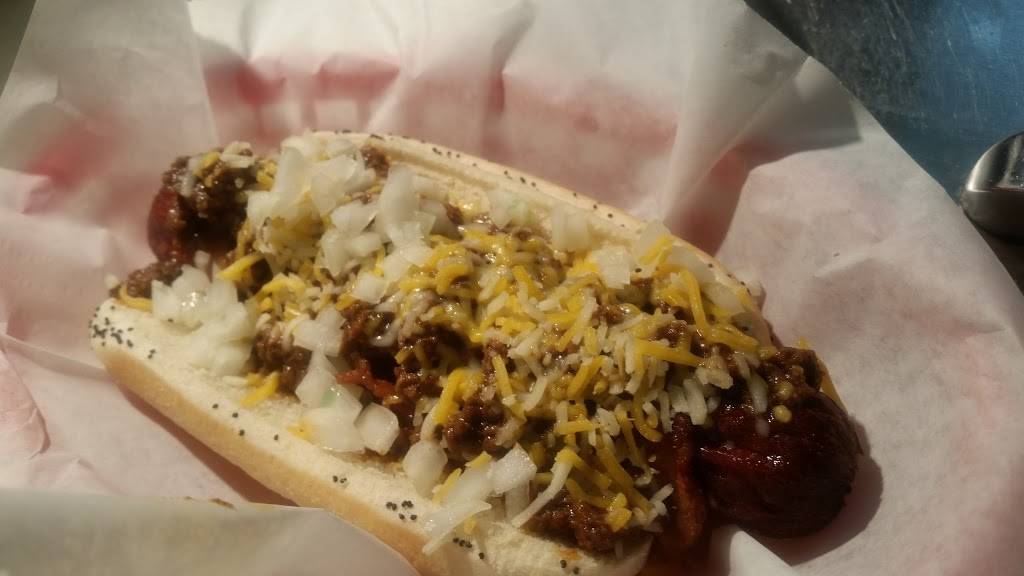 Dixies Dog House | restaurant | 250 107th Ave, Treasure Island, FL 33706, USA | 7273606001 OR +1 727-360-6001