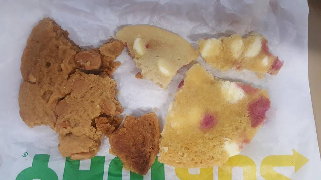 Subway Restaurants | restaurant | 4242 S Wentworth Ave, Chicago, IL 60609, USA | 7732688861 OR +1 773-268-8861