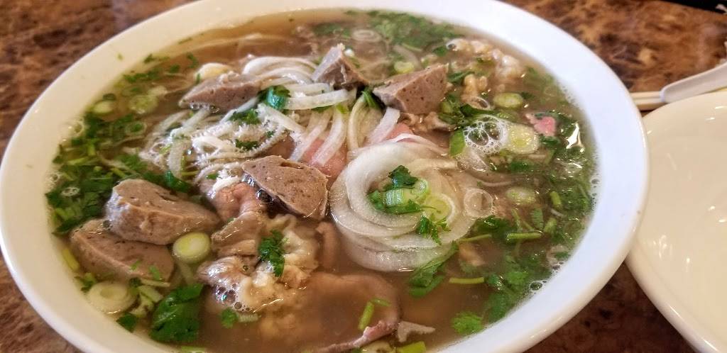 Pho Dinh Restaurant | restaurant | 21831 Marine View Dr S, Des Moines, WA 98198, USA | 2062126553 OR +1 206-212-6553