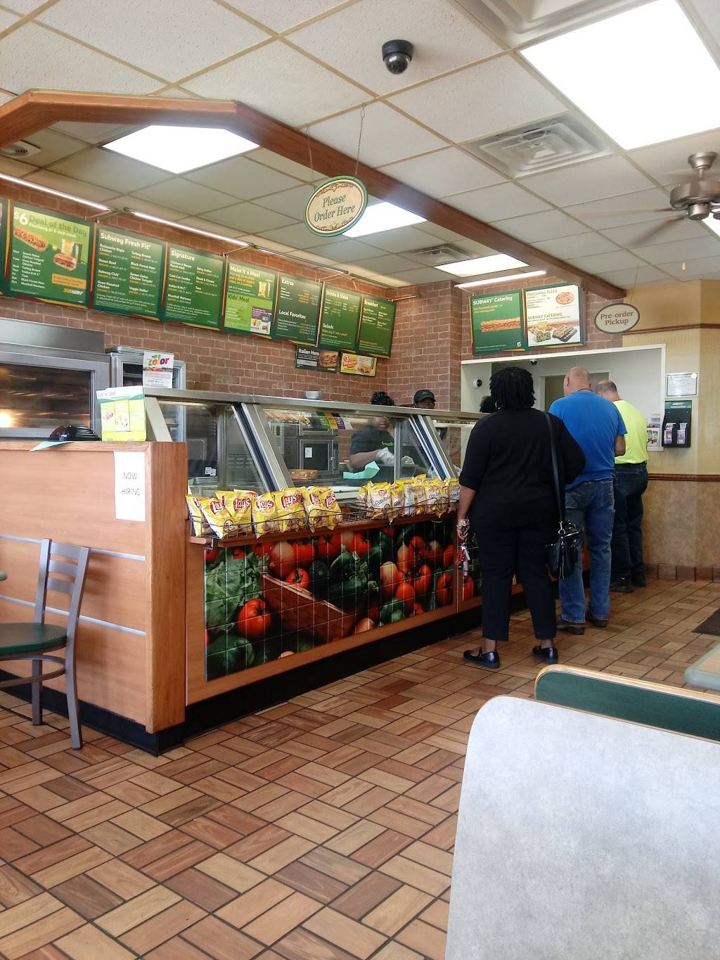 Subway Restaurants | restaurant | 318 W Hill St, Thomson, GA 30824, USA | 7065971989 OR +1 706-597-1989