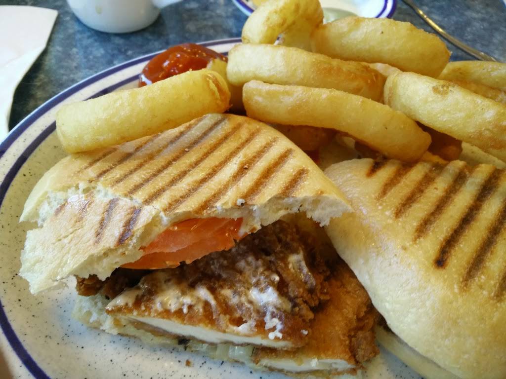 New Hyde Park Diner | restaurant | 160 Hillside Avenue, New Hyde Park, NY 11040, USA | 5163542022 OR +1 516-354-2022