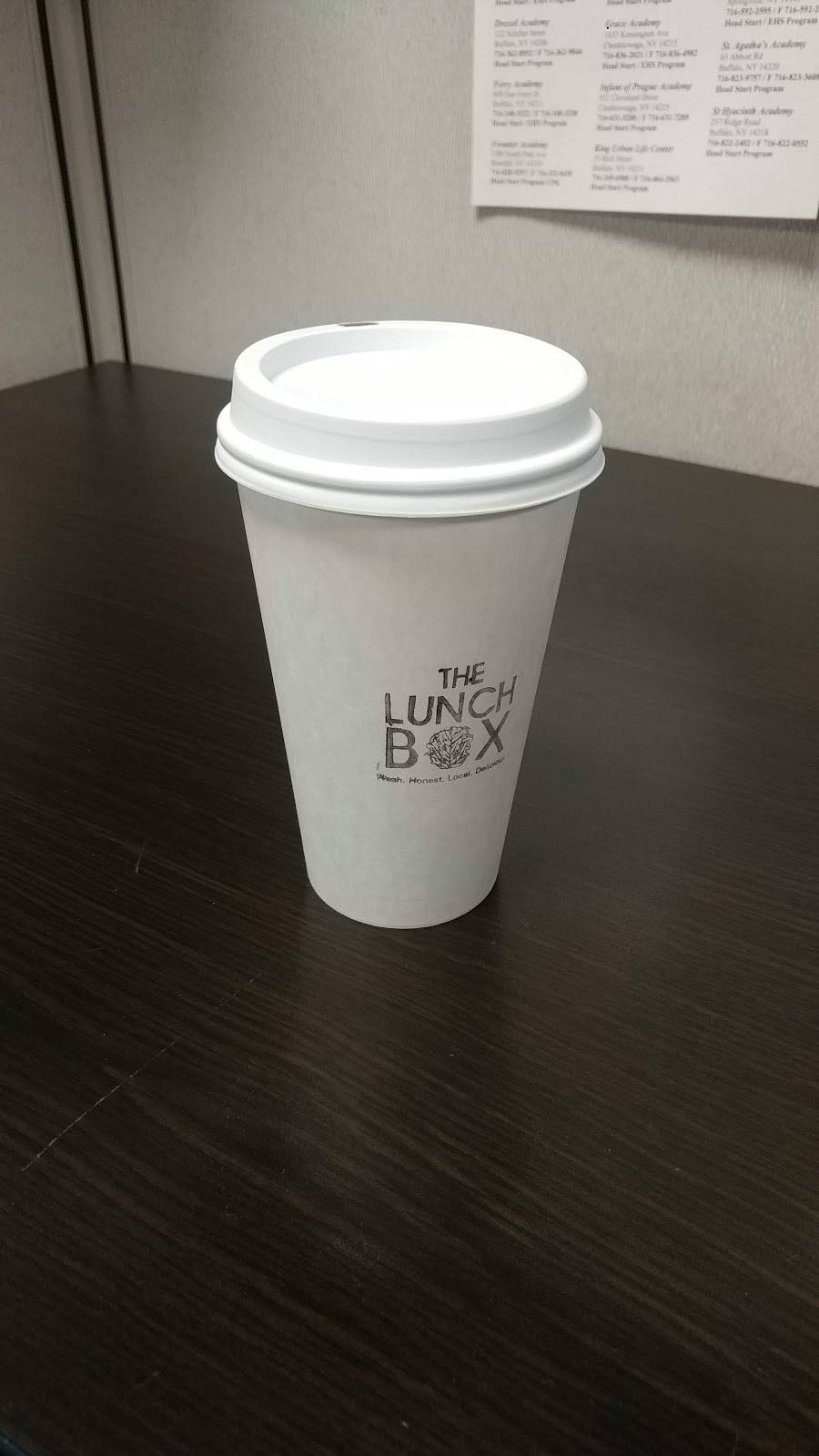 Lunchbox | restaurant | 2495 Main St #250, Buffalo, NY 14214, USA | 7168320475 OR +1 716-832-0475
