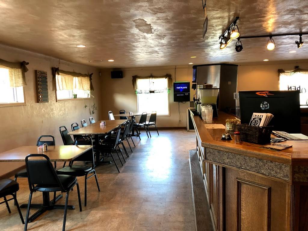 Pizza Market | restaurant | 611 N Hanover St, Okawville, IL 62271, USA | 6182432220 OR +1 618-243-2220