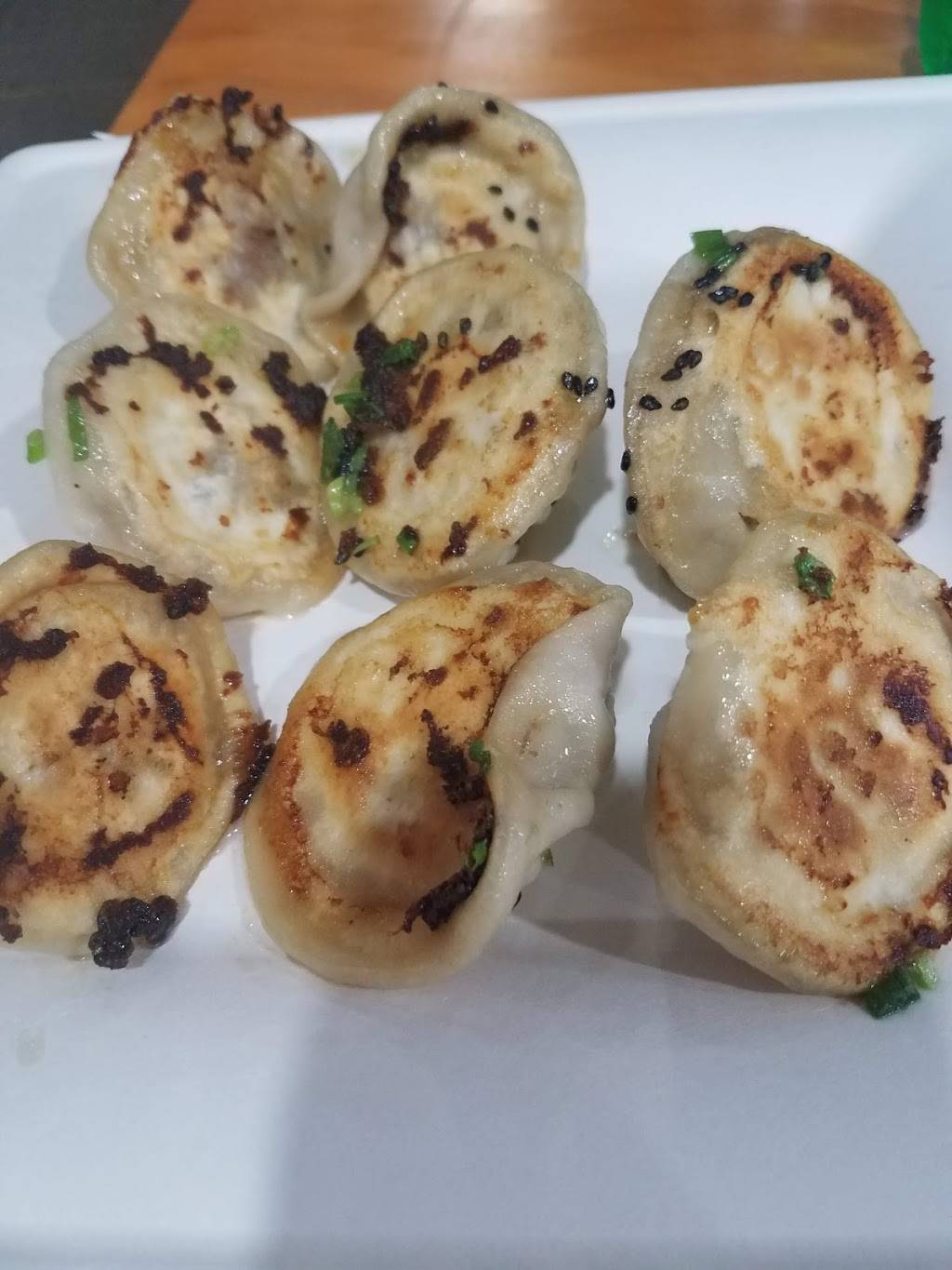Tasty Dumpling | cafe | 1112 W Broad St, Falls Church, VA 22046, USA | 7032691752 OR +1 703-269-1752