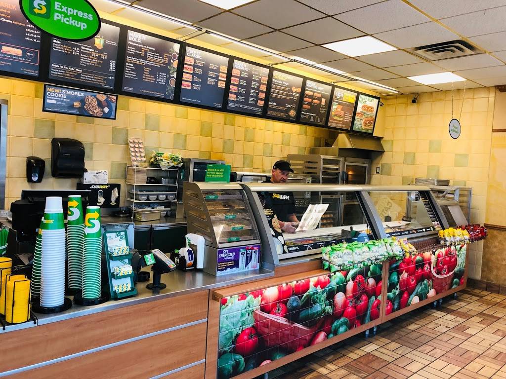 Subway | meal takeaway | 210 W Main St, Crosby, MN 56441, USA | 2185467301 OR +1 218-546-7301