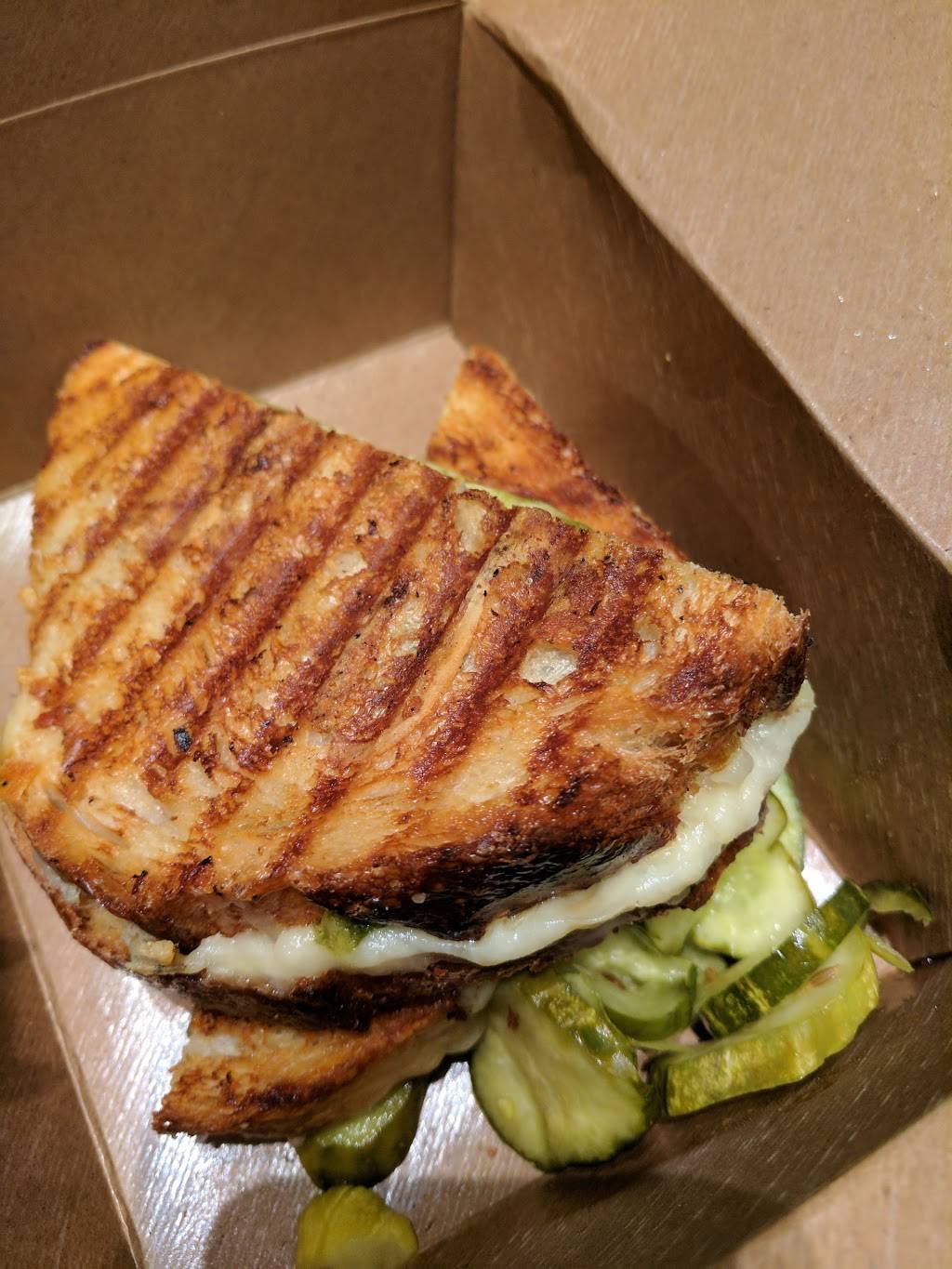 Cowgirl Creamery Sidekick Cafe & Milk Bar | cafe | One Ferry Building, #19, San Francisco, CA 94111, USA | 4153924000 OR +1 415-392-4000