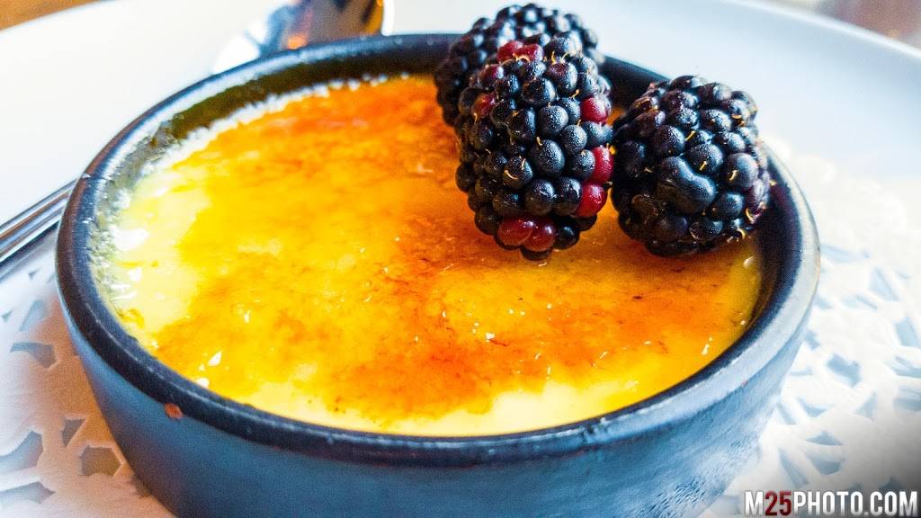 Rok | restaurant | 39 Chemin Fridolin-Simard, Estérel, QC J0T 1E0, Canada | 4502282571 OR +1 450-228-2571