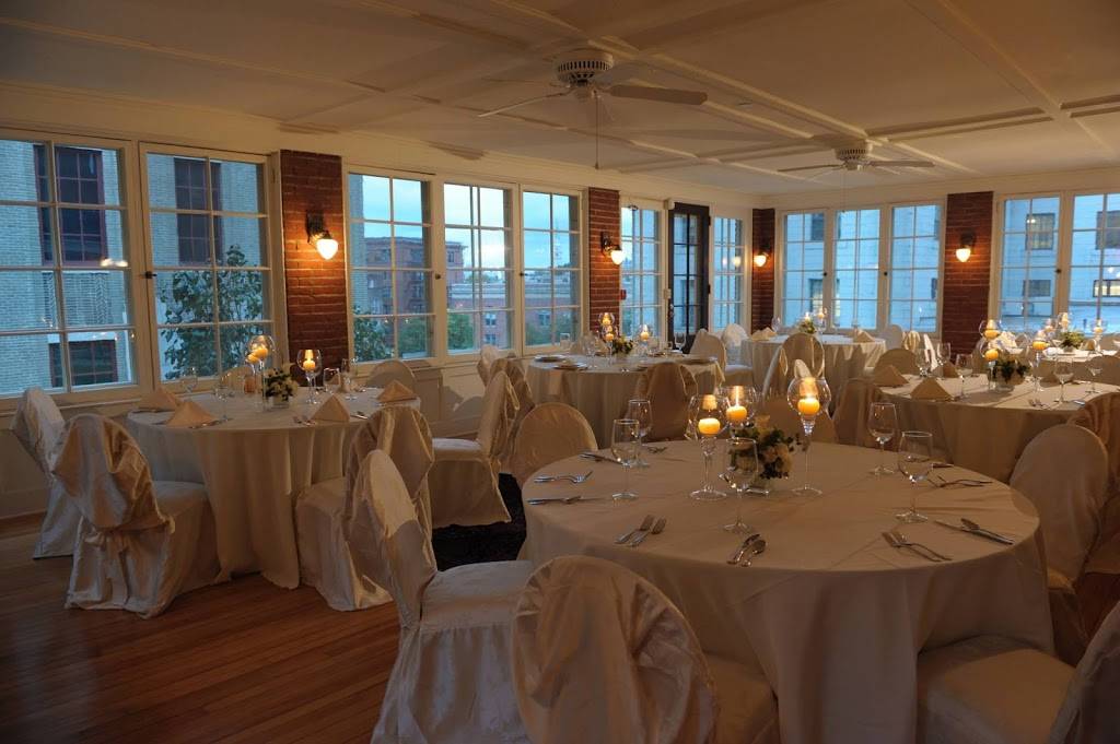 The Tarratine | restaurant | 81 Park St, Bangor, ME 04401, USA | 2079924090 OR +1 207-992-4090