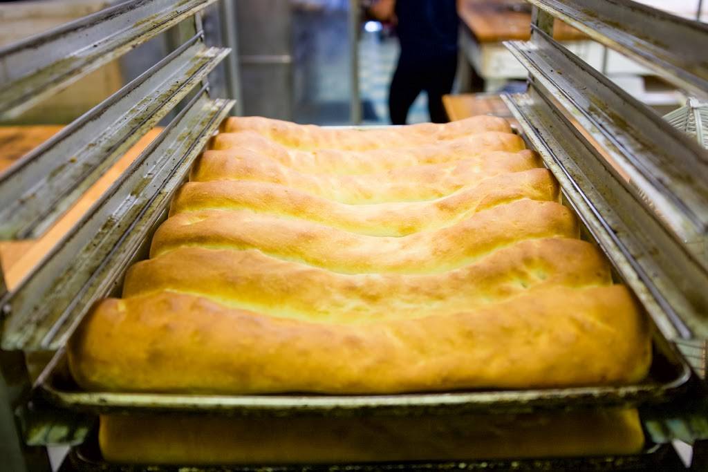 Mancinos Pizza & Grinders | restaurant | 12465 James St # 50, Holland, MI 49424, USA | 6167860600 OR +1 616-786-0600