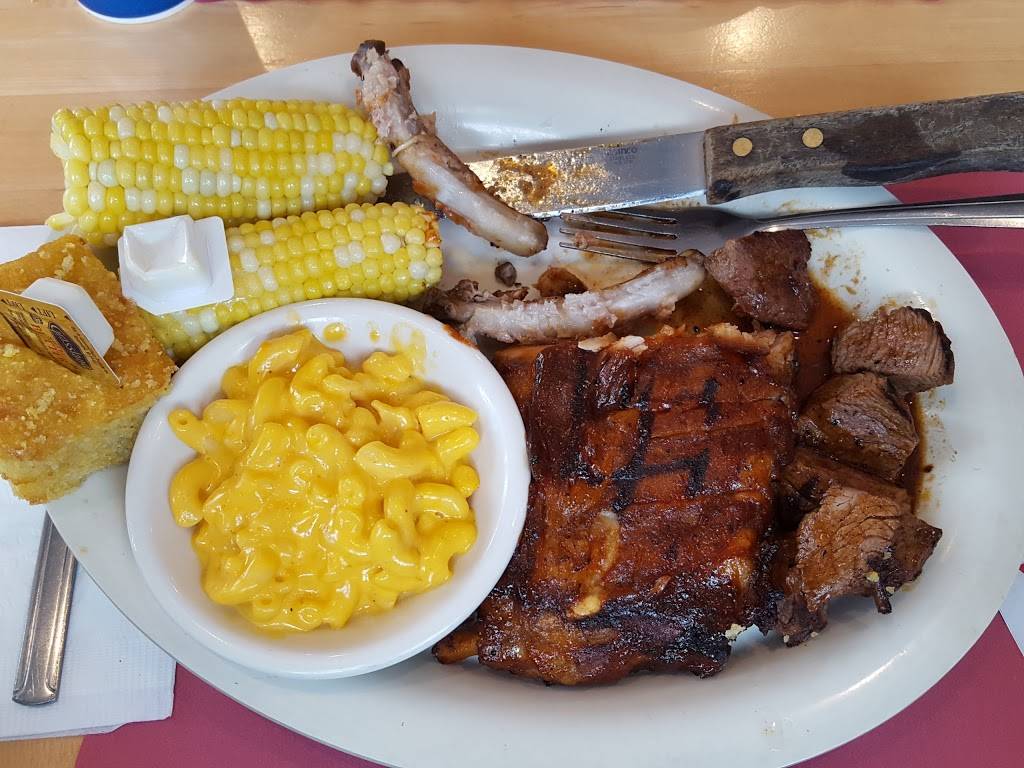 Woodchucks BBQ | restaurant | 3009 NJ-88, Point Pleasant, NJ 08742, USA | 7327141400 OR +1 732-714-1400