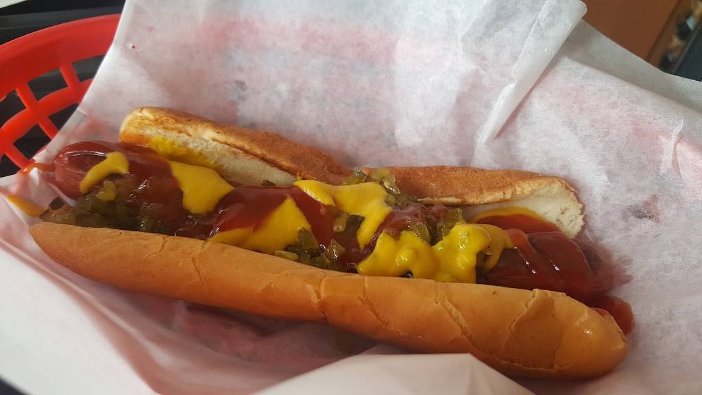 Garys Deli | meal takeaway | 3309 East Coast Hwy, Corona Del Mar, CA 92625, USA | 9496752193 OR +1 949-675-2193