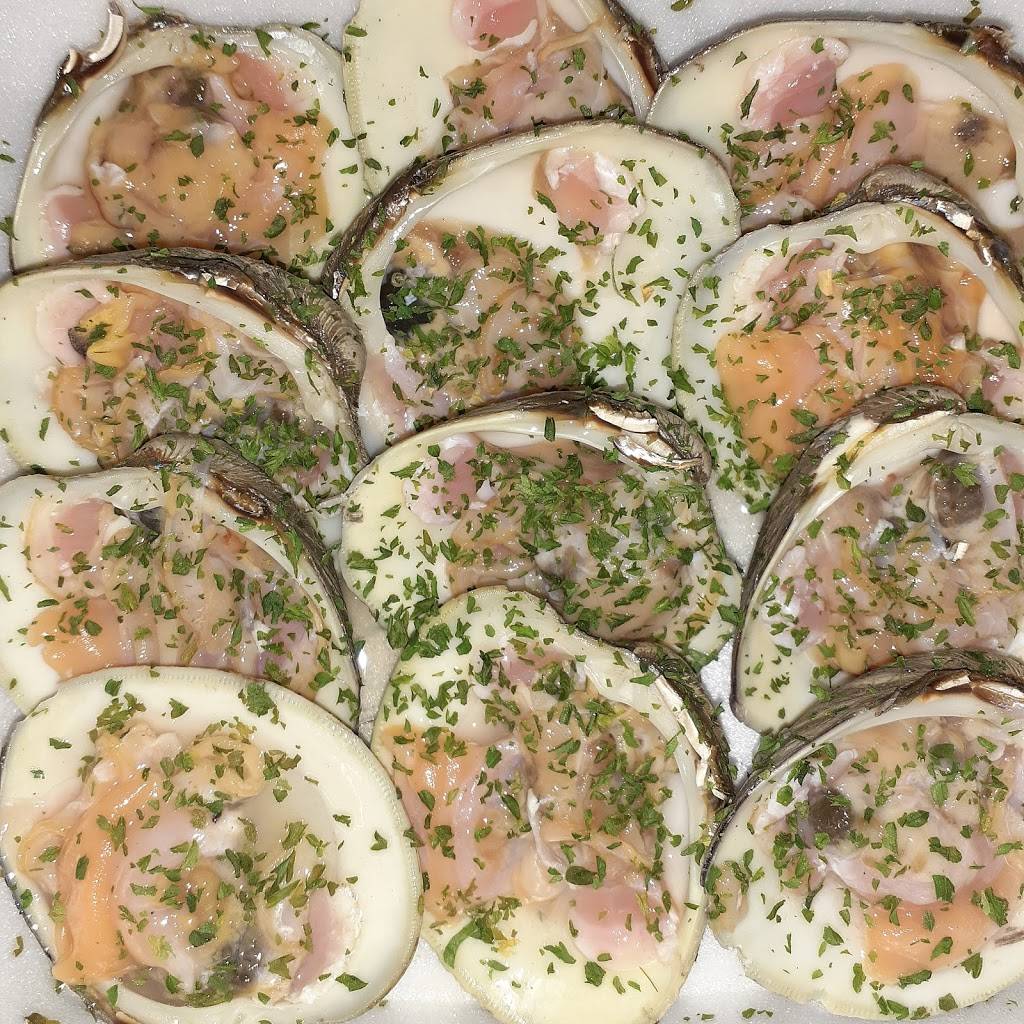 Le truck...tha truck | restaurant | 818 W Allegheny Ave, Philadelphia, PA 19133, USA | 2152284692 OR +1 215-228-4692