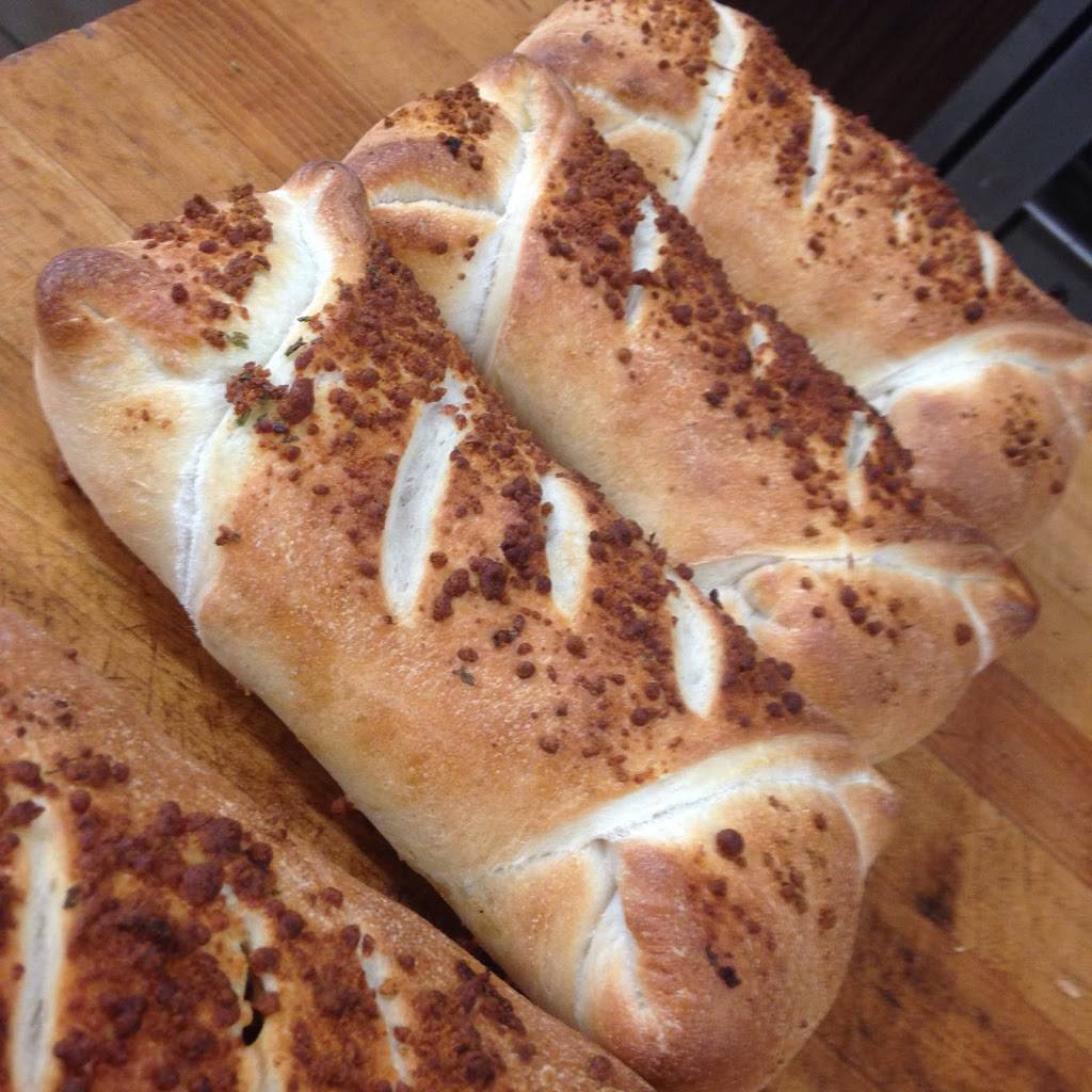 Mike & Maggies Pizzeria | restaurant | 1527 149th St, Whitestone, NY 11357, USA | 7187670204 OR +1 718-767-0204