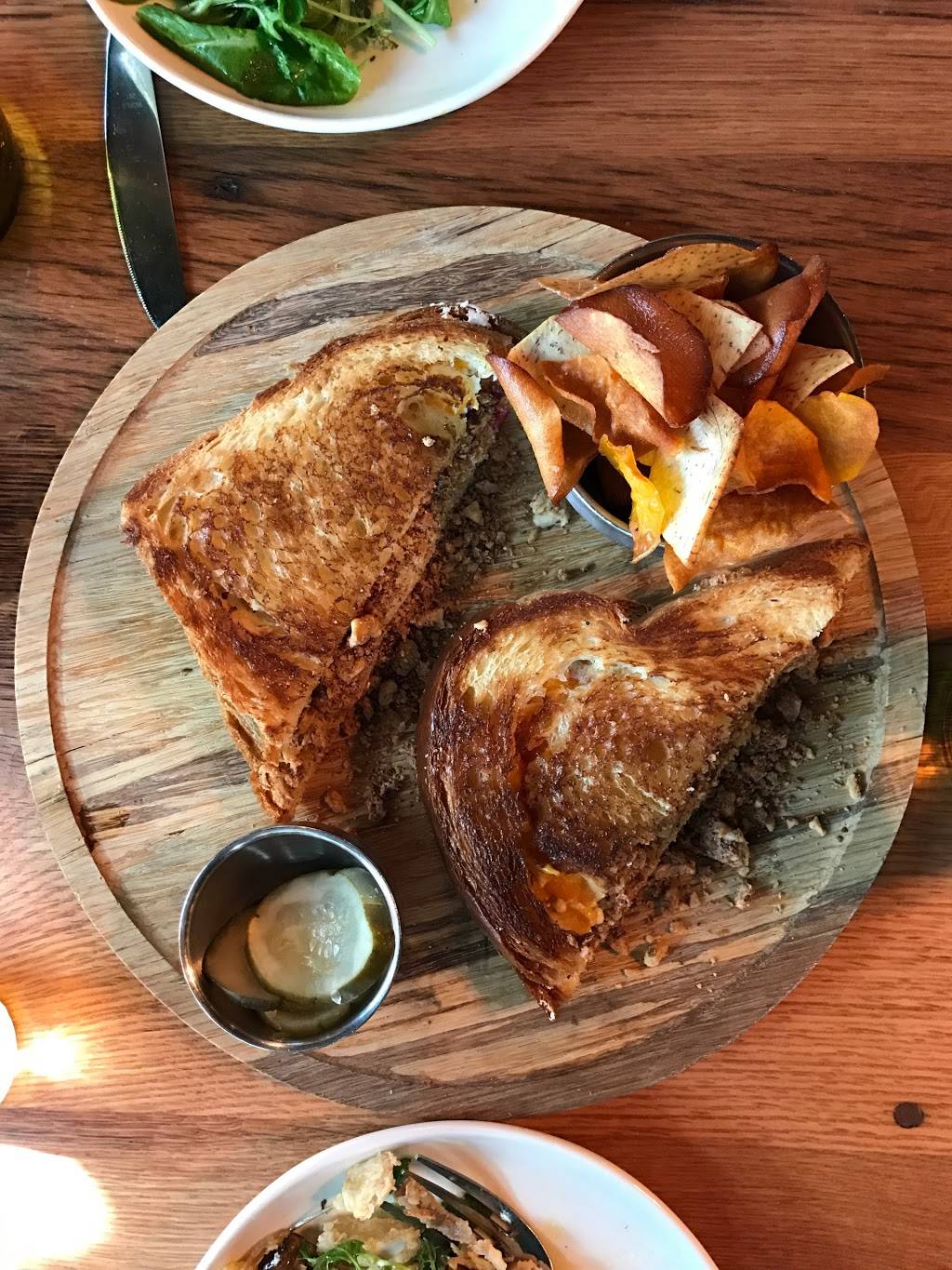 Hardware Sustainable Gastropub and Brewery | restaurant | 2000 W Orchard Rd, North Aurora, IL 60542, USA | 6302993977 OR +1 630-299-3977