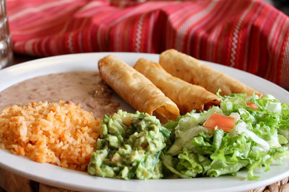 La Cantera Mexican Restaurant | restaurant | 119 E Walnut St, Lockhart, TX 78644, USA | 5126684003 OR +1 512-668-4003