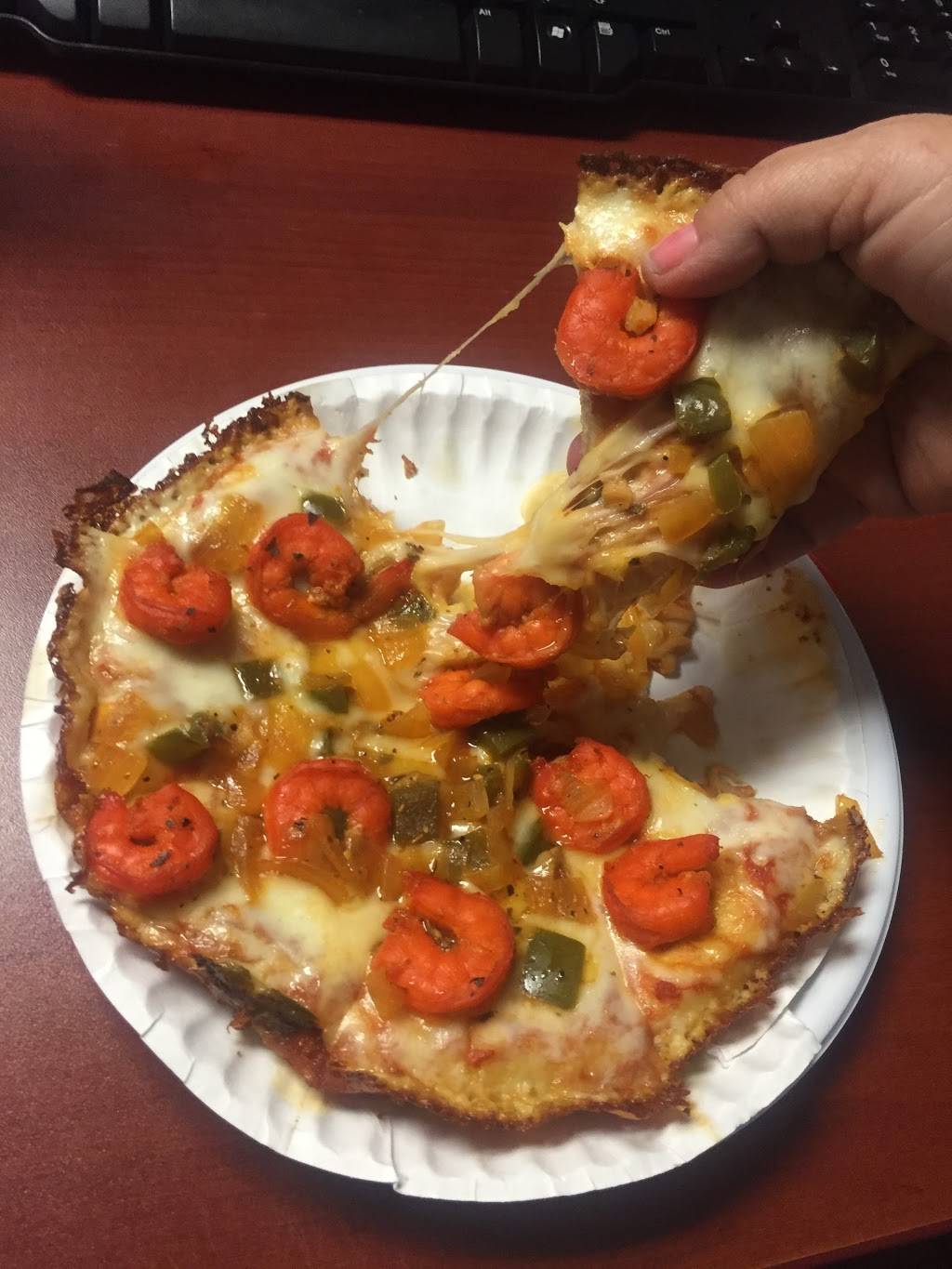 La Masrrikita Pizzeria | restaurant | 9101 W Okeechobee Rd, Hialeah Gardens, FL 33016, USA | 3058229281 OR +1 305-822-9281