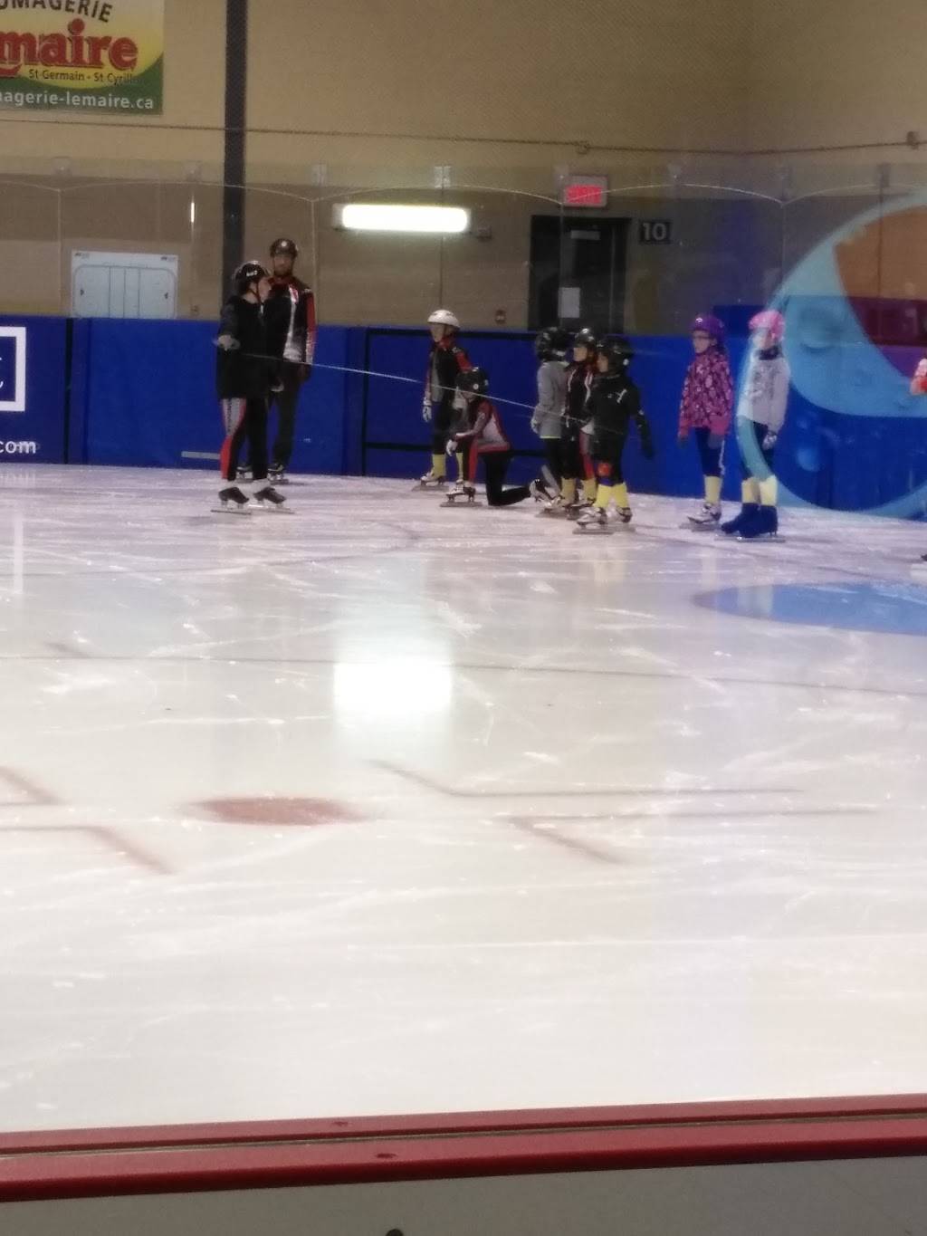 Resto Bar Olympia Yvan Cournoyer | restaurant | 1145 Boulevard Jean-De Brébeuf, Drummondville, QC J2B 4T5, Canada | 8194727367 OR +1 819-472-7367