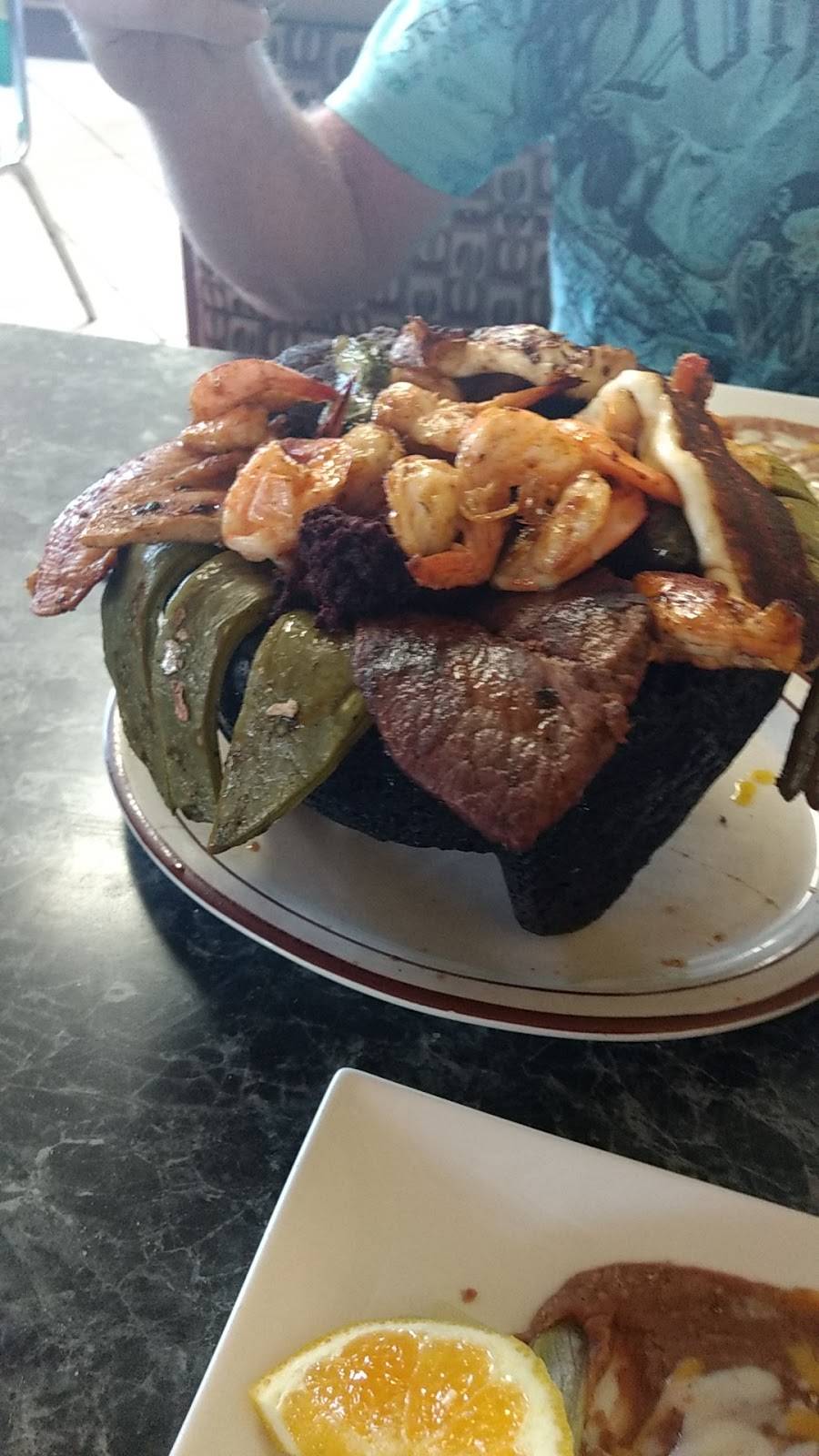 Nayarit Restaurant | restaurant | 140 S D St, Perris, CA 92570, USA | 9519436890 OR +1 951-943-6890