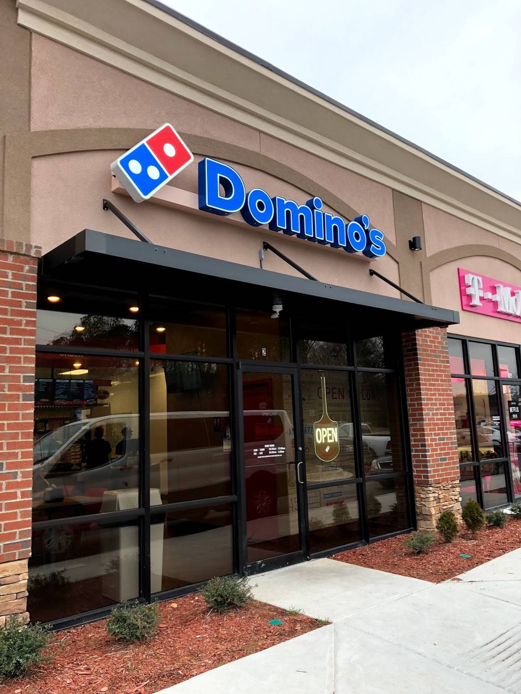 Dominos Pizza | meal delivery | 3641 Centerville Hwy, Snellville, GA 30039, USA | 7709851111 OR +1 770-985-1111