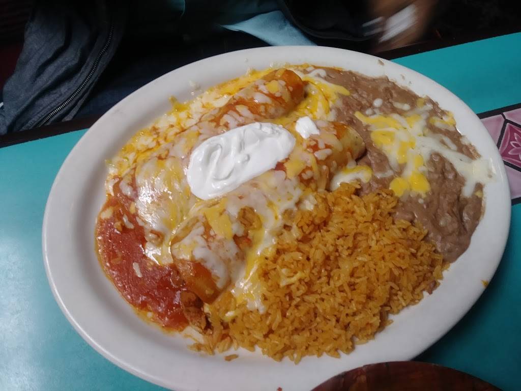 Celias | restaurant | 379 Gellert Blvd, Daly City, CA 94015, USA | 6507556213 OR +1 650-755-6213