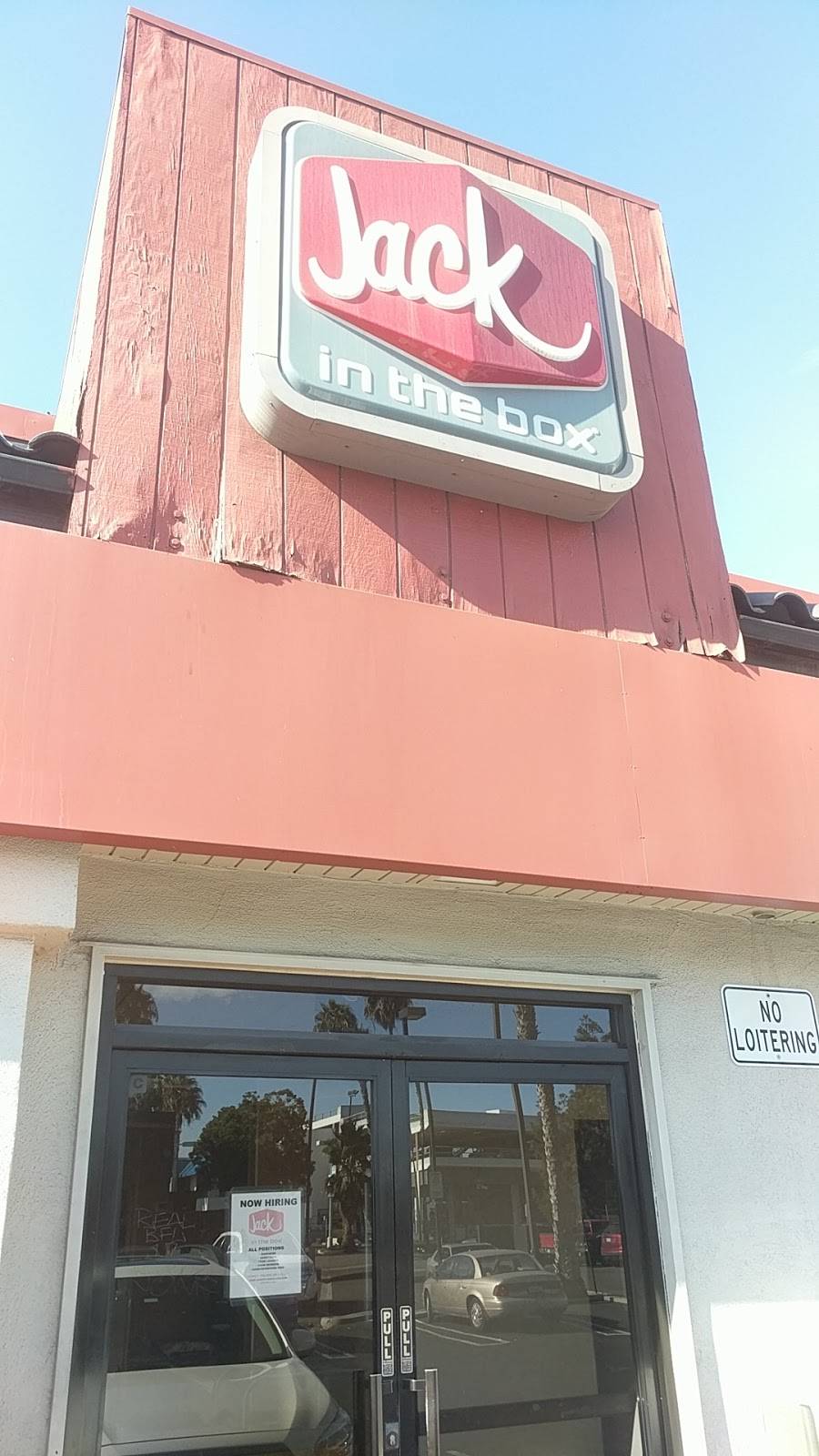 Jack in the Box | restaurant | 2930 Harbor Blvd, Costa Mesa, CA 92626, USA | 7146623469 OR +1 714-662-3469