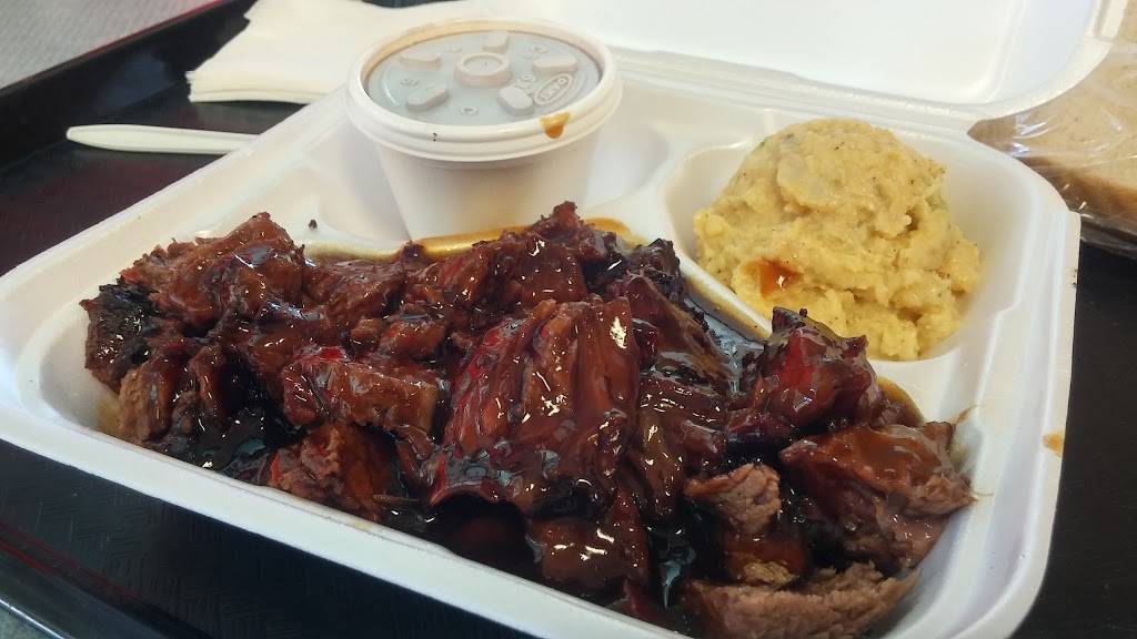 C Js BBQ & Fish | restaurant | 4380 Sonoma Blvd, Vallejo, CA 94589, USA | 7076434016 OR +1 707-643-4016