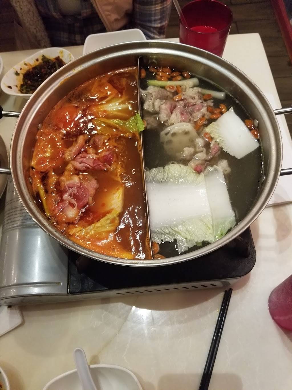 Mr Pot | restaurant | 1178 Kenny Centre Mall, Columbus, OH 43220, USA | 6149295565 OR +1 614-929-5565