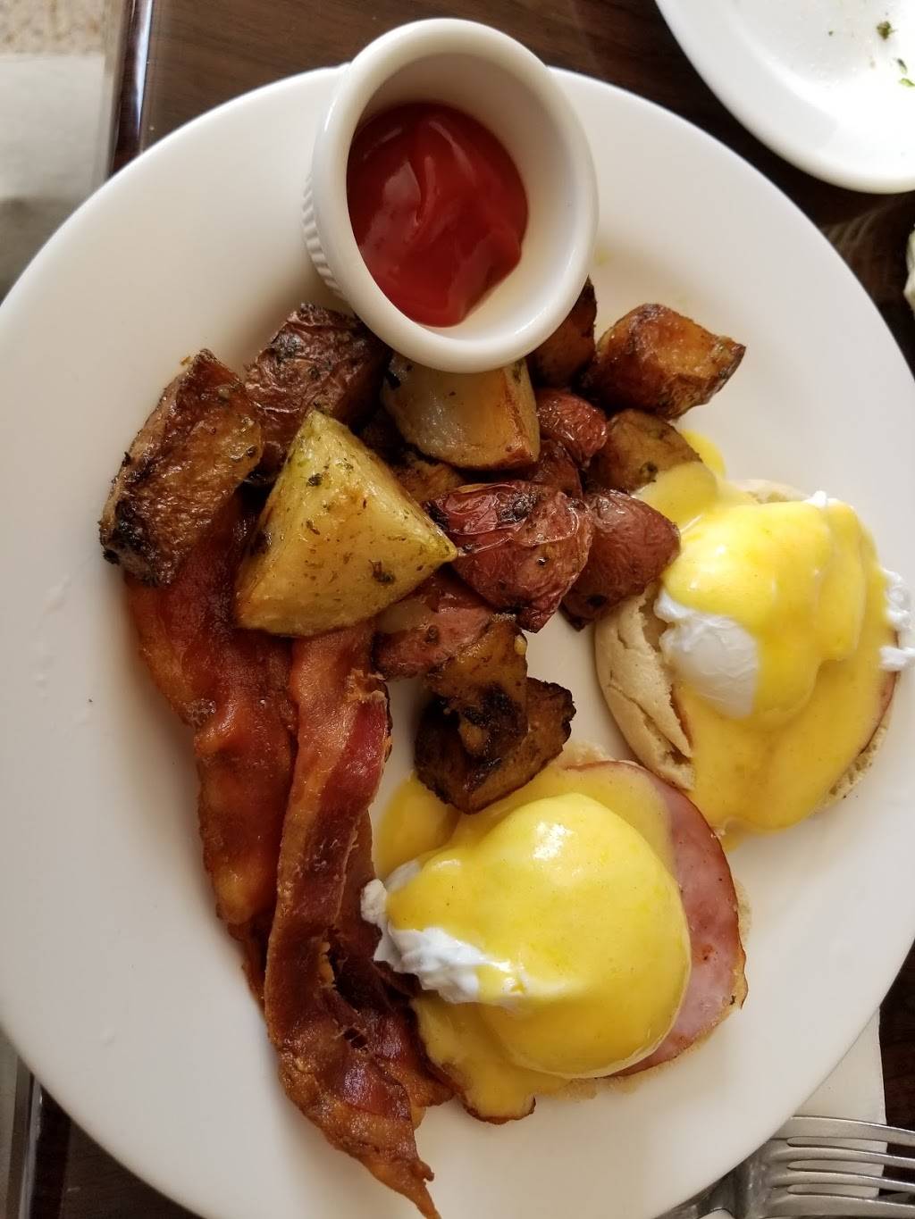 Le Ptit Paris Bistro | restaurant | 256 Prospect Park West, Brooklyn, NY 11215, USA | 7183693590 OR +1 718-369-3590