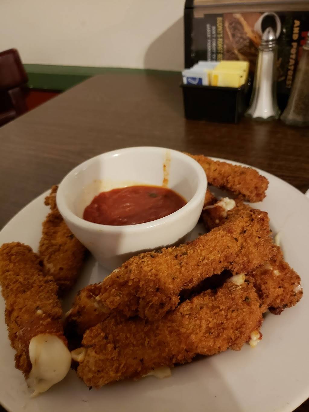 Buonos Authentic Pizzeria | restaurant | 1432 S Gaffey St, San Pedro, CA 90731, USA | 3105470655 OR +1 310-547-0655