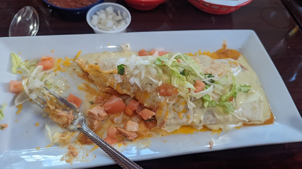 Rubens Mexican Grill | restaurant | 915 W Douglas Ave, Wichita, KS 67213, USA | 3162608045 OR +1 316-260-8045