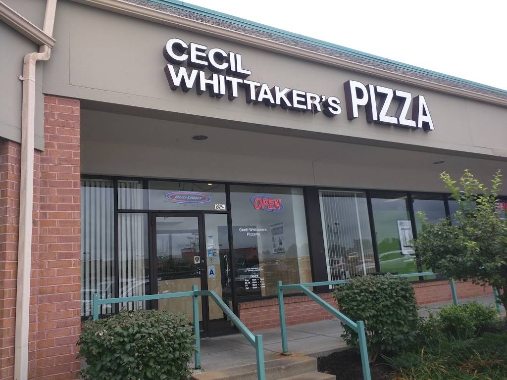 Cecil Whittaker’s Pizzeria | restaurant | Heritage Place, 12529 Olive Blvd, St. Louis, MO 63141, USA | 3144699111 OR +1 314-469-9111