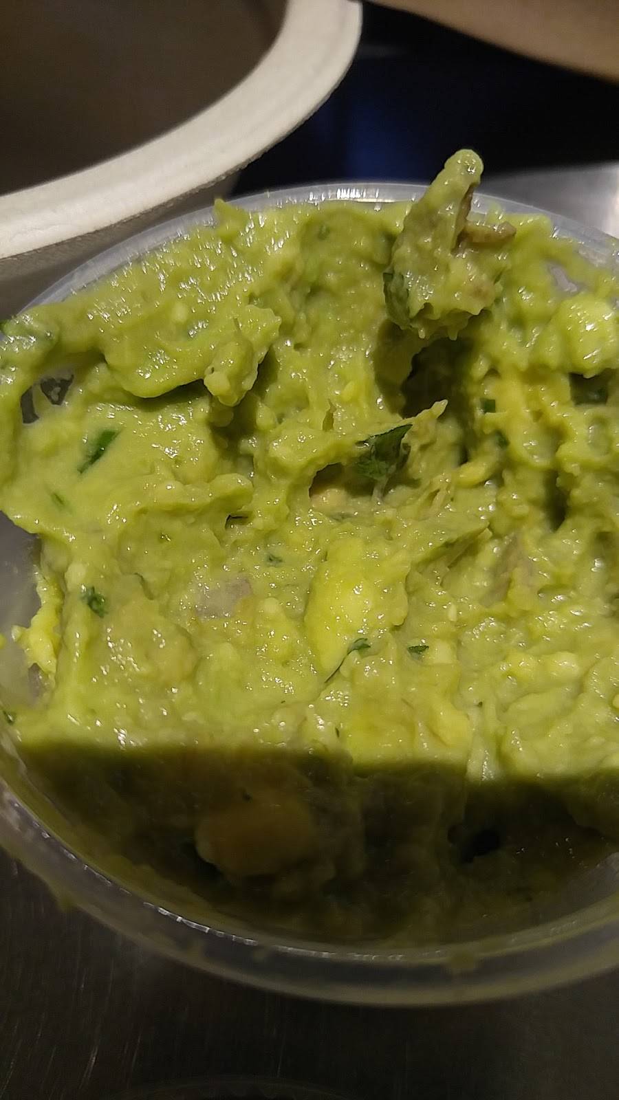 Chipotle Mexican Grill | restaurant | 13042 Fair Lakes Shopping Center, Fairfax, VA 22033, USA | 7032221117 OR +1 703-222-1117