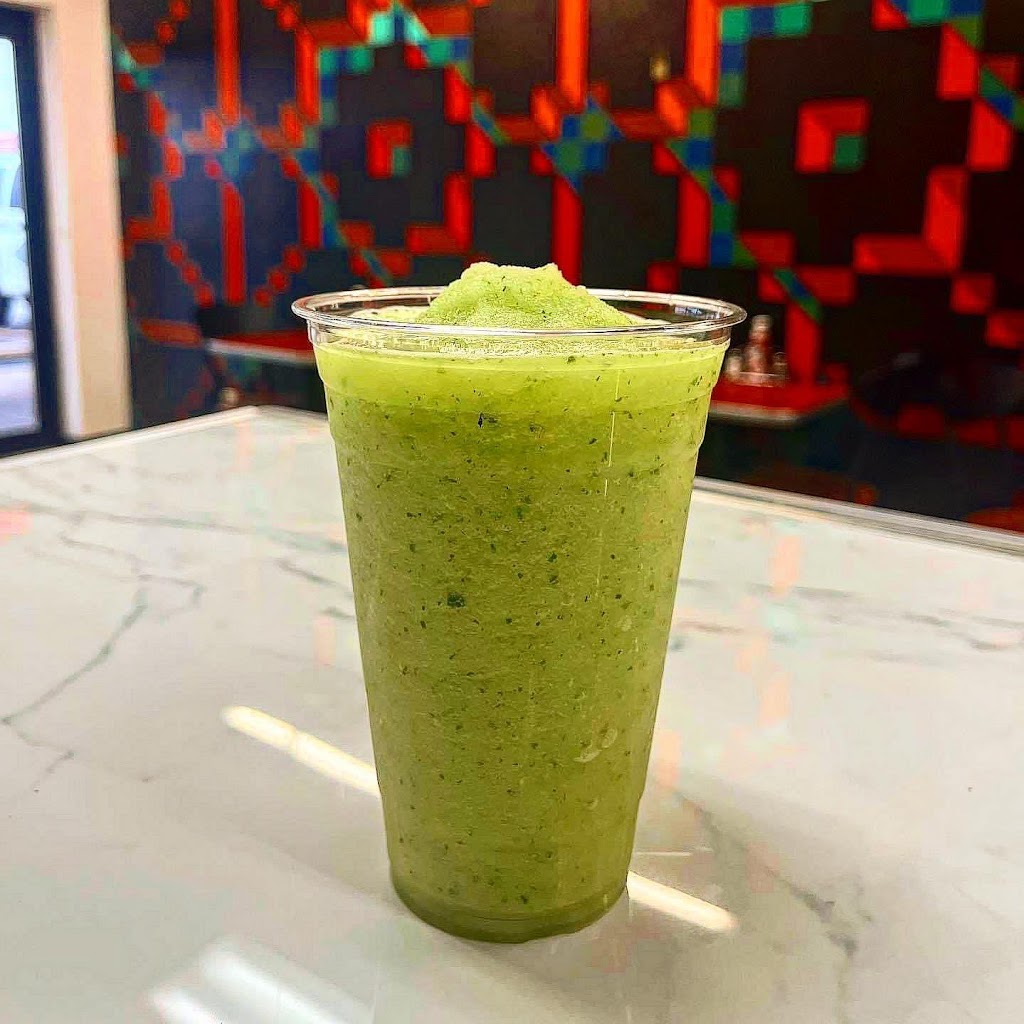 West Bank Street Eats | restaurant | 1407 W Hwy 50 Suite 104, OFallon, IL 62269, USA | 6185893003 OR +1 618-589-3003