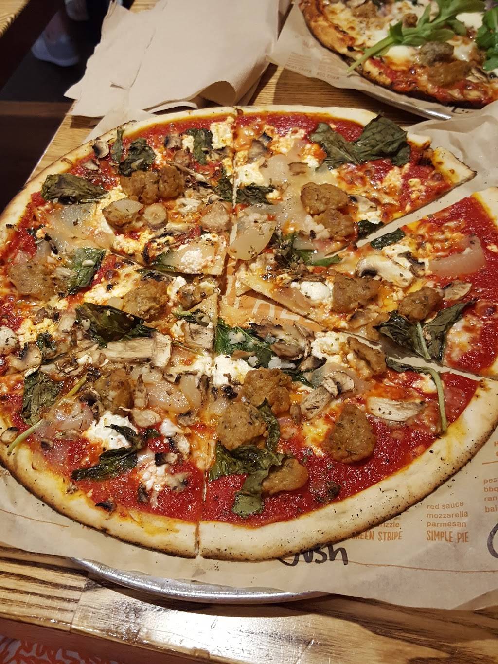 Blaze Pizza | meal takeaway | 27231 La Paz Rd, Laguna Niguel, CA 92677, USA | 9493586577 OR +1 949-358-6577