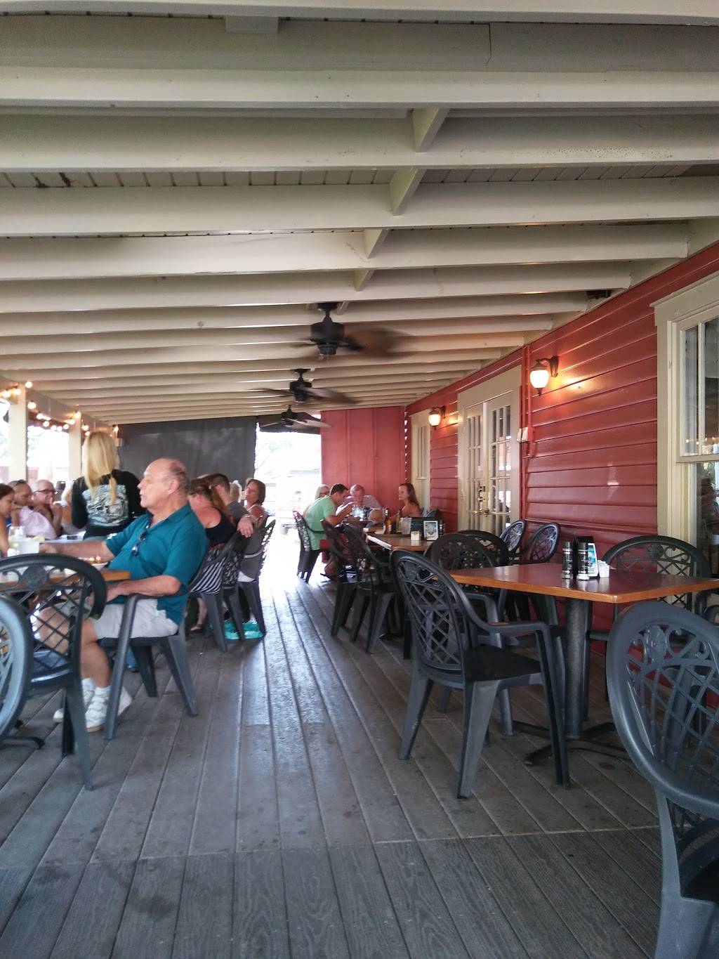 Backfin Blue Cafe | restaurant | 2913 Beach Blvd S, Gulfport, FL 33707, USA | 7273432583 OR +1 727-343-2583