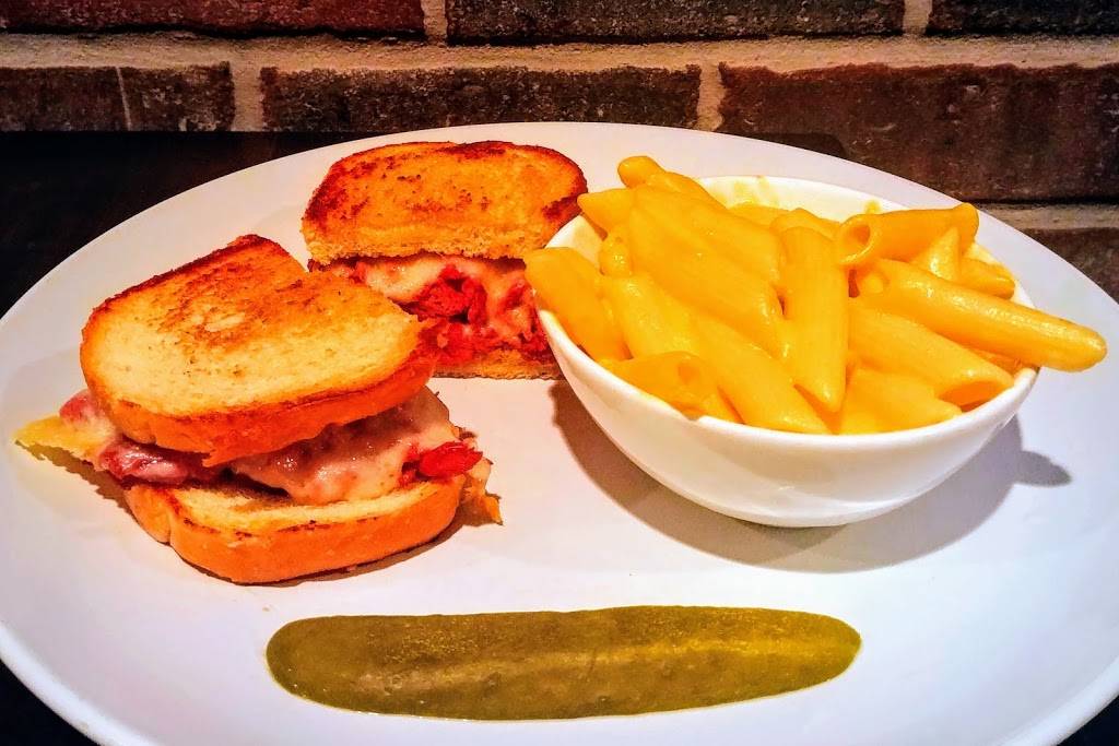 Backstreets Grill | restaurant | 2400 Devine St, Columbia, SC 29205, USA | 8038343857 OR +1 803-834-3857